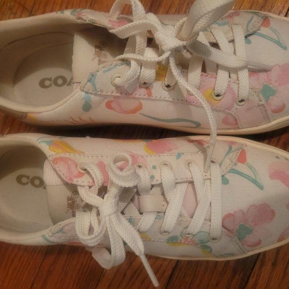 COACH Kids Floral Sneakers - White and Pink - Picture 2 of 4